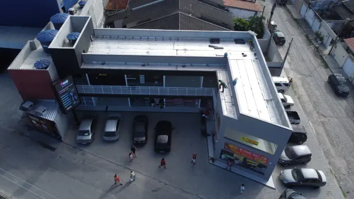 Salas comercias no Parque Dom Pedro Itaitinga, rua da feira
