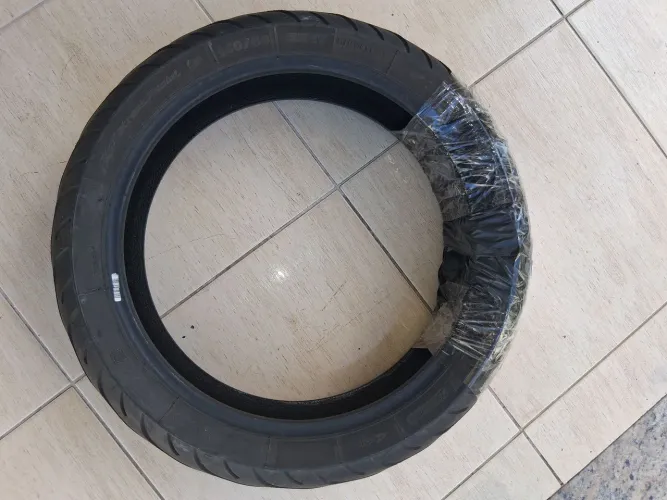 Pneu Michelin 160/60/17