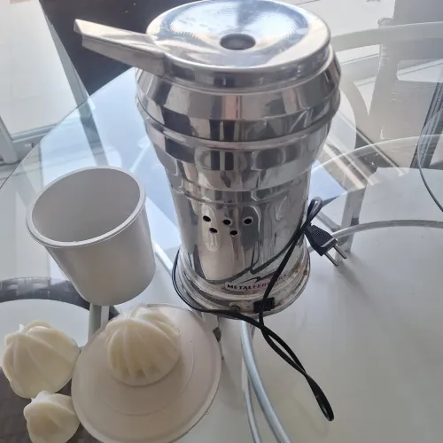 Espremedor de suco com acessorios