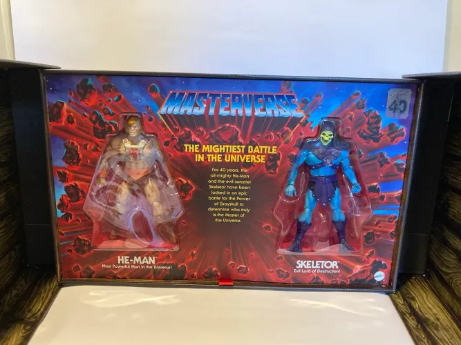 He-Man Esqueleto Skeletor Masters of the Universe MASTERVERSE SDCC 2022 Box 40 Anos