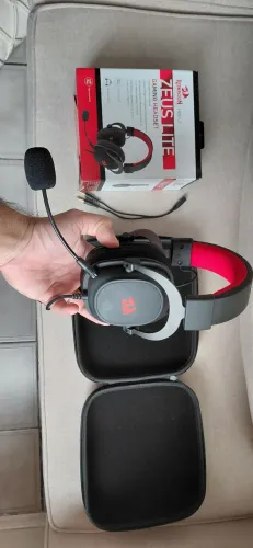 Headset Gamer Redragon Zeus Lite! Novinho na caixa e com CASE!