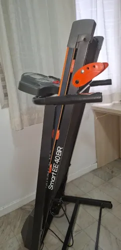 Esteira Elétrica Dobrável SMART EE 40 BR 110V