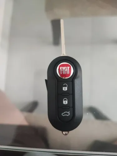Chave canivete Fiat virgem. Com bateria.