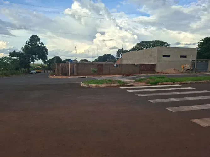 Vendo terreno em Corguinho- MS