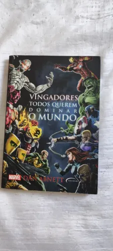 Vingadores Todos Querem Dominar o Mundo novo século MARVEL