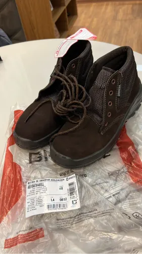 Bota de segurança marrom 