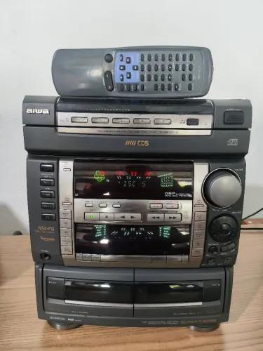 CENTRAL AIWA NSX F9