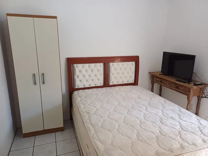 ? ALUGA-SE QUARTO MOBILIADO - KOBRASOL | SÃO JOSÉ/SC