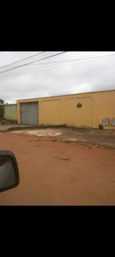 VENDEM-SE Lote com 5 kitnets/Barracão no Setor Pedro Ludovico - Goiânia/GO