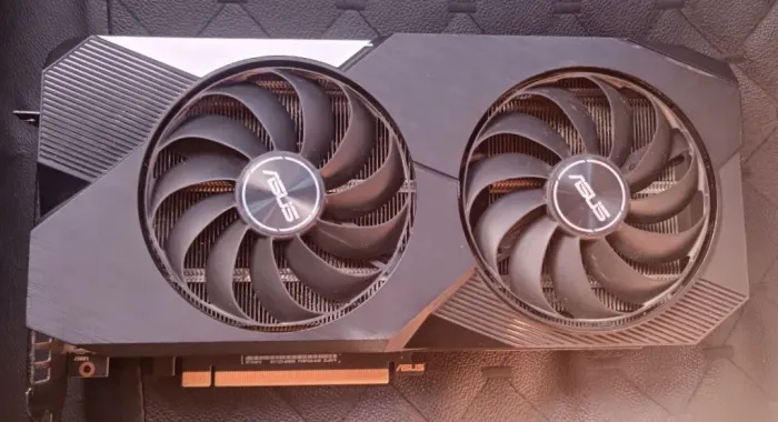 Asus RTX 3070 Dual OC > 4060 Ti 5060
