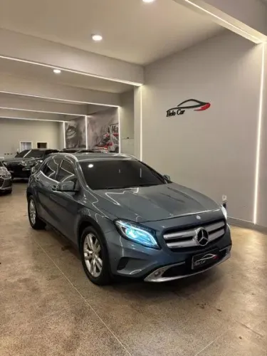Mercedes-Benz GLA 200 Adv. 1.6/1.6 TB 16V Flex Aut. 2015