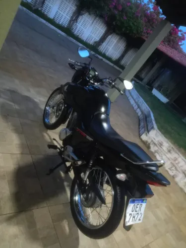 Fan 125, com o motor de 150. Toda regularizada só pegar e rodar 