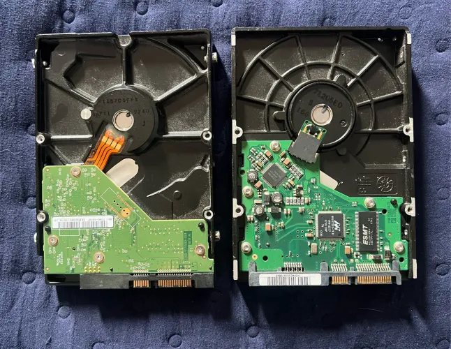 Dois HDs de 320gb e 250gb ambos testados