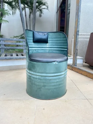 Banco de barril metálico 200lt