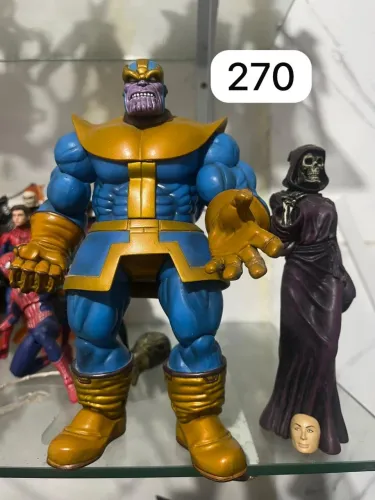 Thanos Marvel Select completo