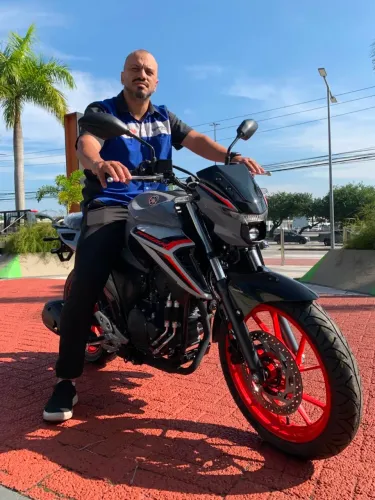 FAZER 250 FZ 25 PRONTA ENTREGA COM VALOR EXTRAORDINARIO PG A VISTA ULTIMAS UNIDADES 2026