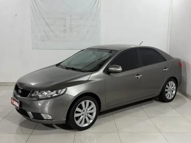 Kia Motors Cerato 1.6 16V Mec. 2011