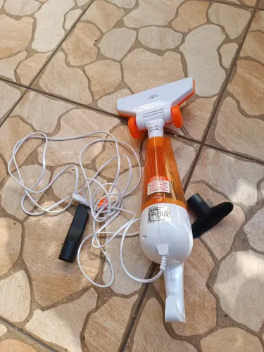Aspirador de pó Britânia manual 