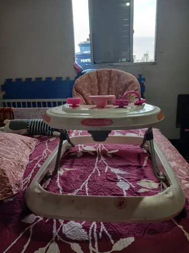 Andador Infantil Princesa da Tutti Baby - Zona Leste Itaquera 