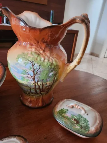 Antigo jarro gomil porcelana