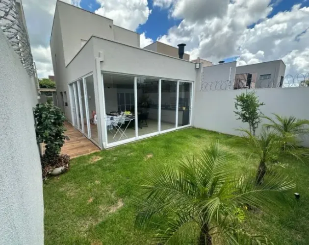 Casa com armarios em Bonfim Paulista | Rosa e Rangel Consultoria e Assessoria Imobiliária