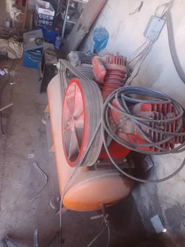 Compressor