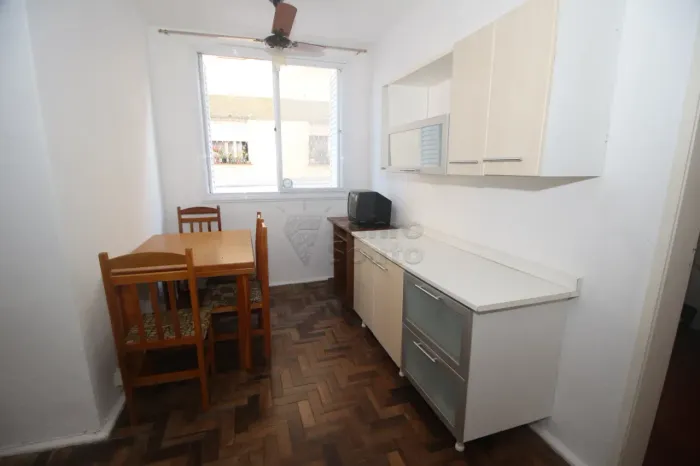 Aluguel de Apartamento Mobiliado com 2 Dormitórios - Cohabpel