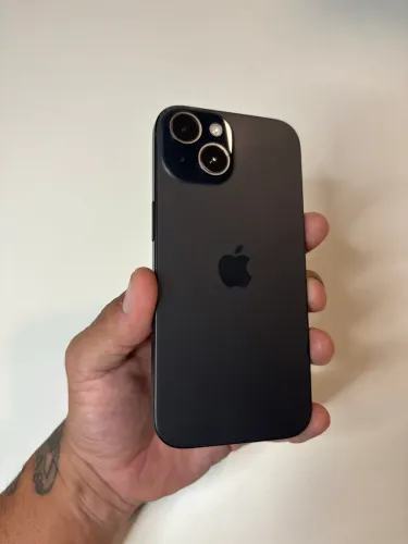 iPhone 15 128GB - 94% de bateria - TODO ORIGINAL