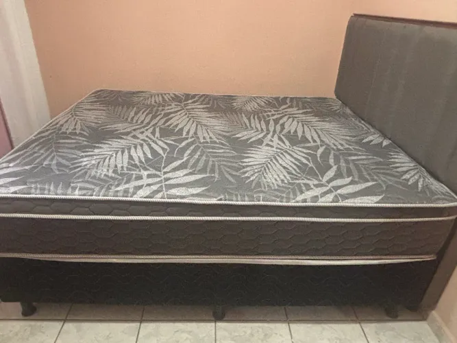 Cama Queen