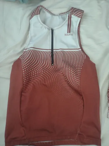 Conjunto triathlon top+bermuda tamanho L+M