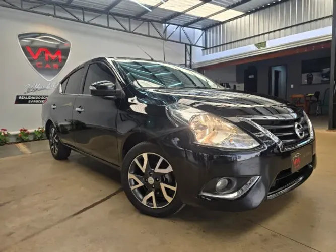 Nissan Versa SL 1.6 16V Flexstart 4P Aut. 2017