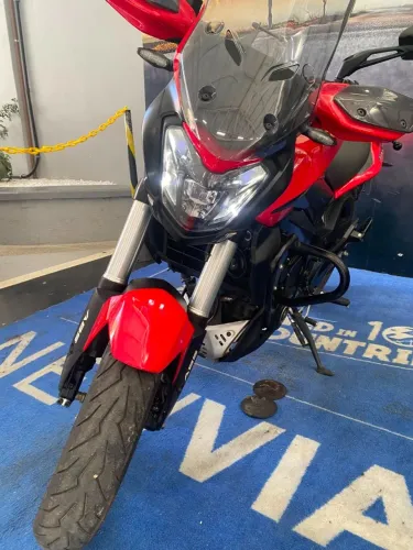 BAJAJ DOMINAR 400 25/25 SEMI NOVA VERMELHA