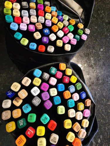 Kit com 115 Canetas Para Colorir Ponta Dupla ideal para Bobbie Goods