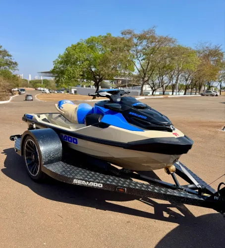 Seadoo Wake Pro 230HP 2025 em estado de zero km!