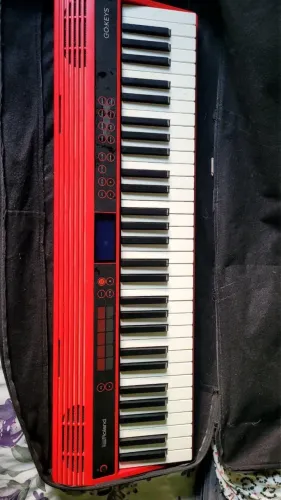 Teclado Musical Roland 61 Teclas Go61k Go Keys Bluetooth