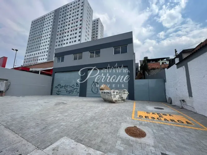 Prédio comercial, 400m², para locação, em Cidade Ademar - SP!