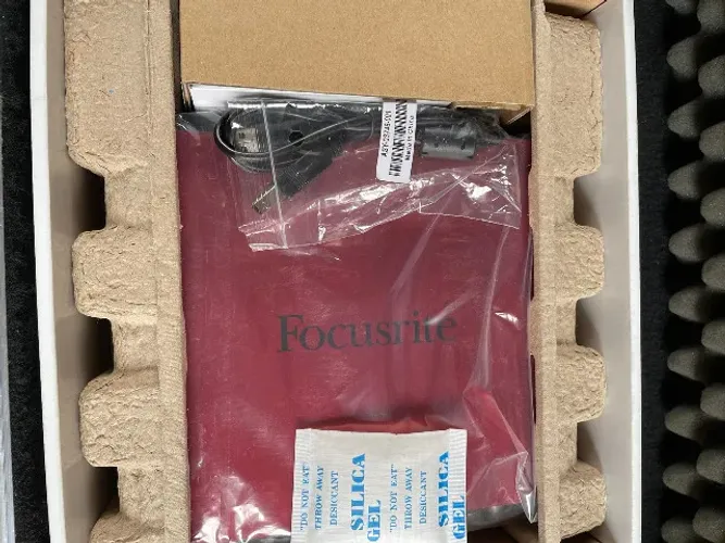 Interface Focusrite Scarlett 6i6 1st Gen
