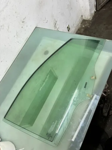 Vidro Porta Dianteira Direita Ford Ka 2015/21 Original