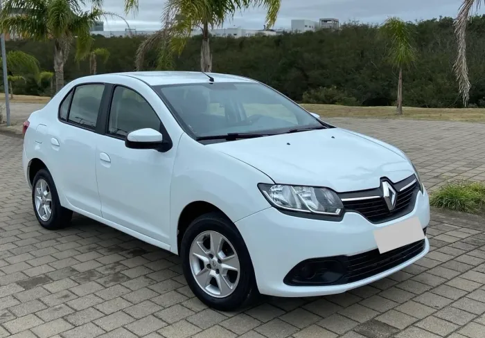Renault Logan Dynamique Hi-flex 1.6 8V 4P 2015
