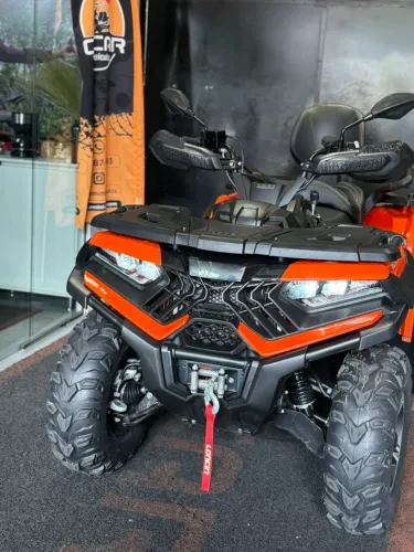 Quadriciclo Wolf 700 2025 Semi novo 