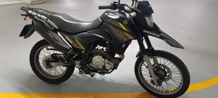 Yamaha Crosser 150 preta