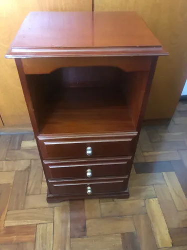 Criado mudo