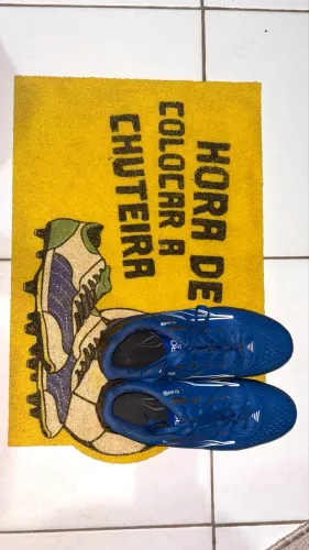 Chuteira de campo Euro,confortável!