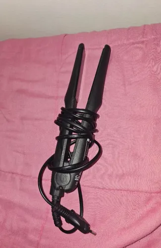 Chapinha prancha de cabelo ga.ma gama preta