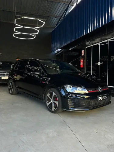 Volkswagen Golf GTI 2.0 TSI 220cv Aut. 2017