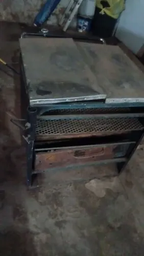 Churrasqueira profissional, pra que trabalhar e ganhar dinheiro