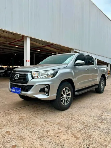Toyota Hilux CD SRV 4X4 2.8 TDI Diesel Aut. 2020