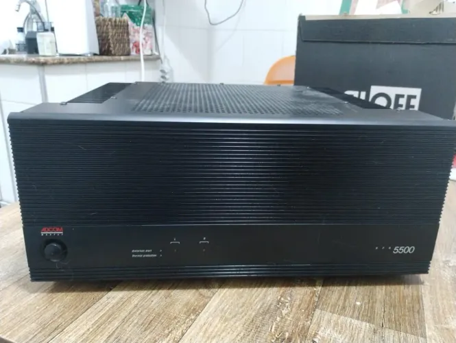 ADCOM GFA 5500 AMPLIFICADOR 