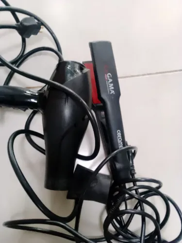 Kit secador e prancha