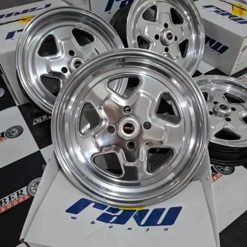 Rodas 15 Pro star toda polida 4x100